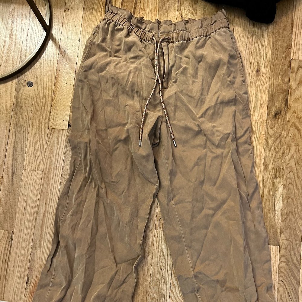 NWT Alice and Olivia Pants